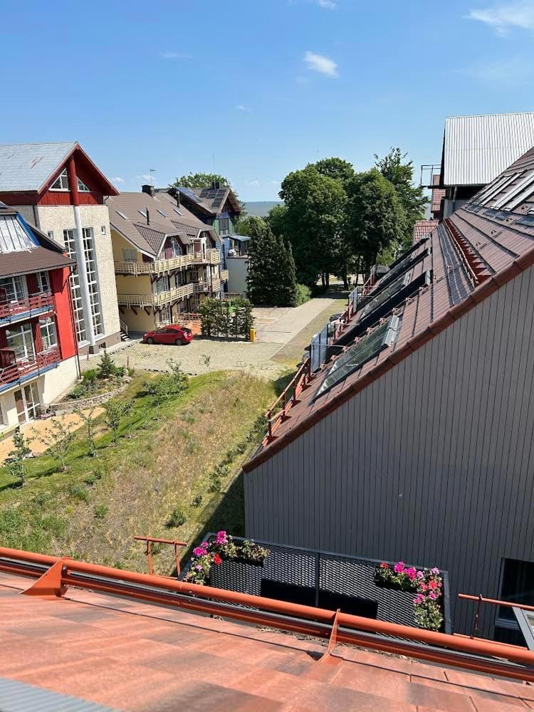 Apartamentai Juodkranteje Saules Smugis 2B 65 Eksteriør billede